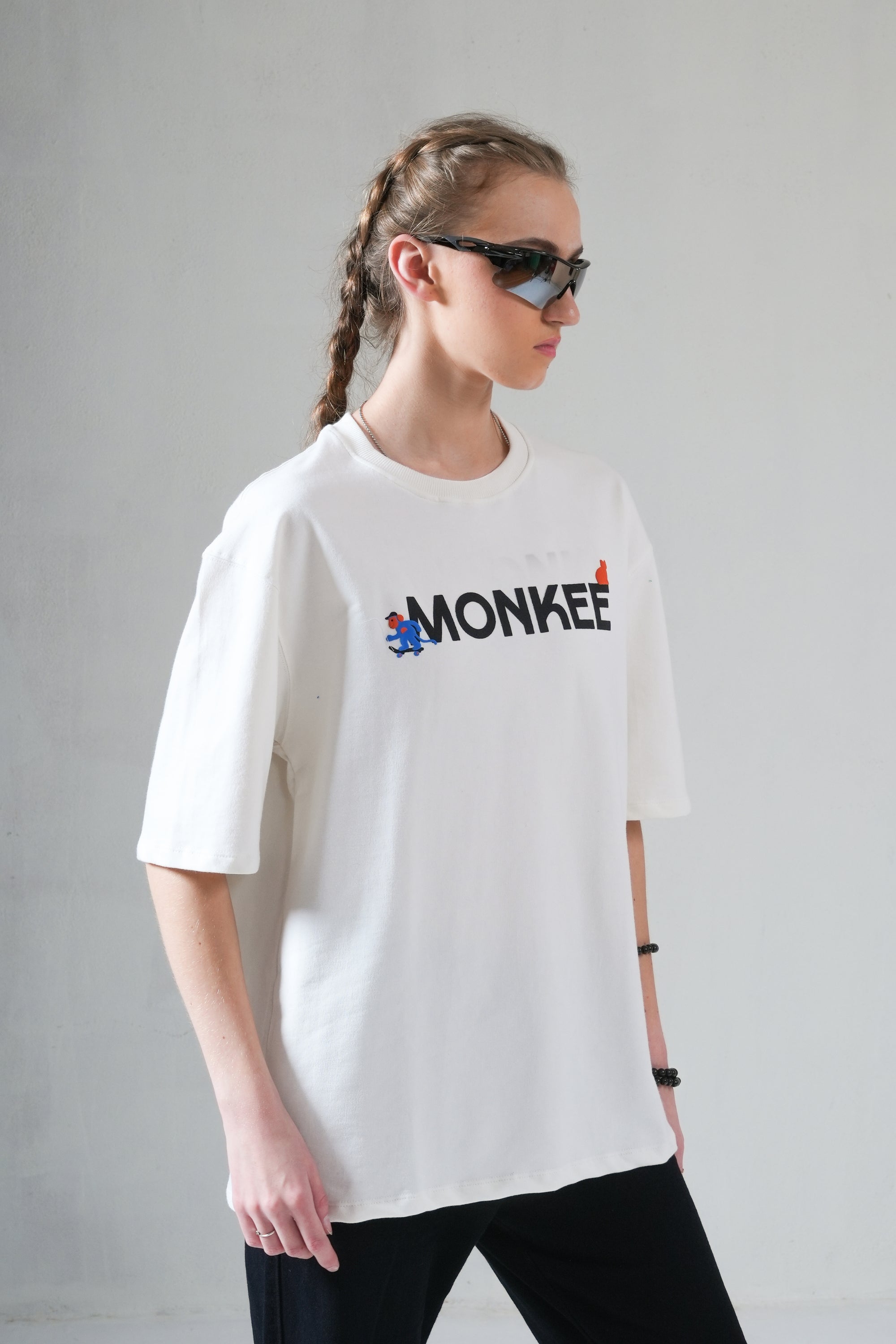 MONKEE “Street Story” Oversized Off-White T-Shirt – 280 GSM Heavyweight Cotton, Premium Streetwear with Screen & Puff Print (Unisex)