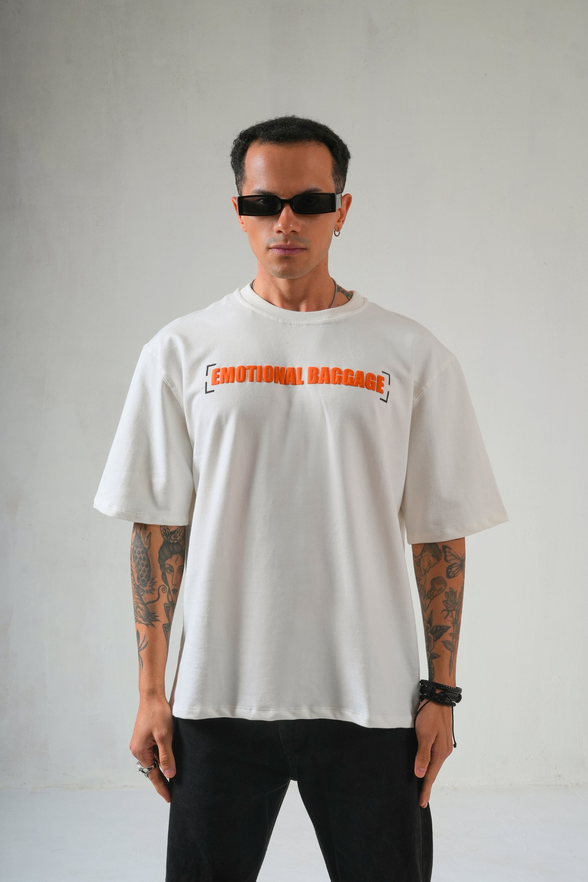 MONKEE “Emotional Baggage” Oversized Off-White T-Shirt – Premium Cotton Streetwear Unisex Tee