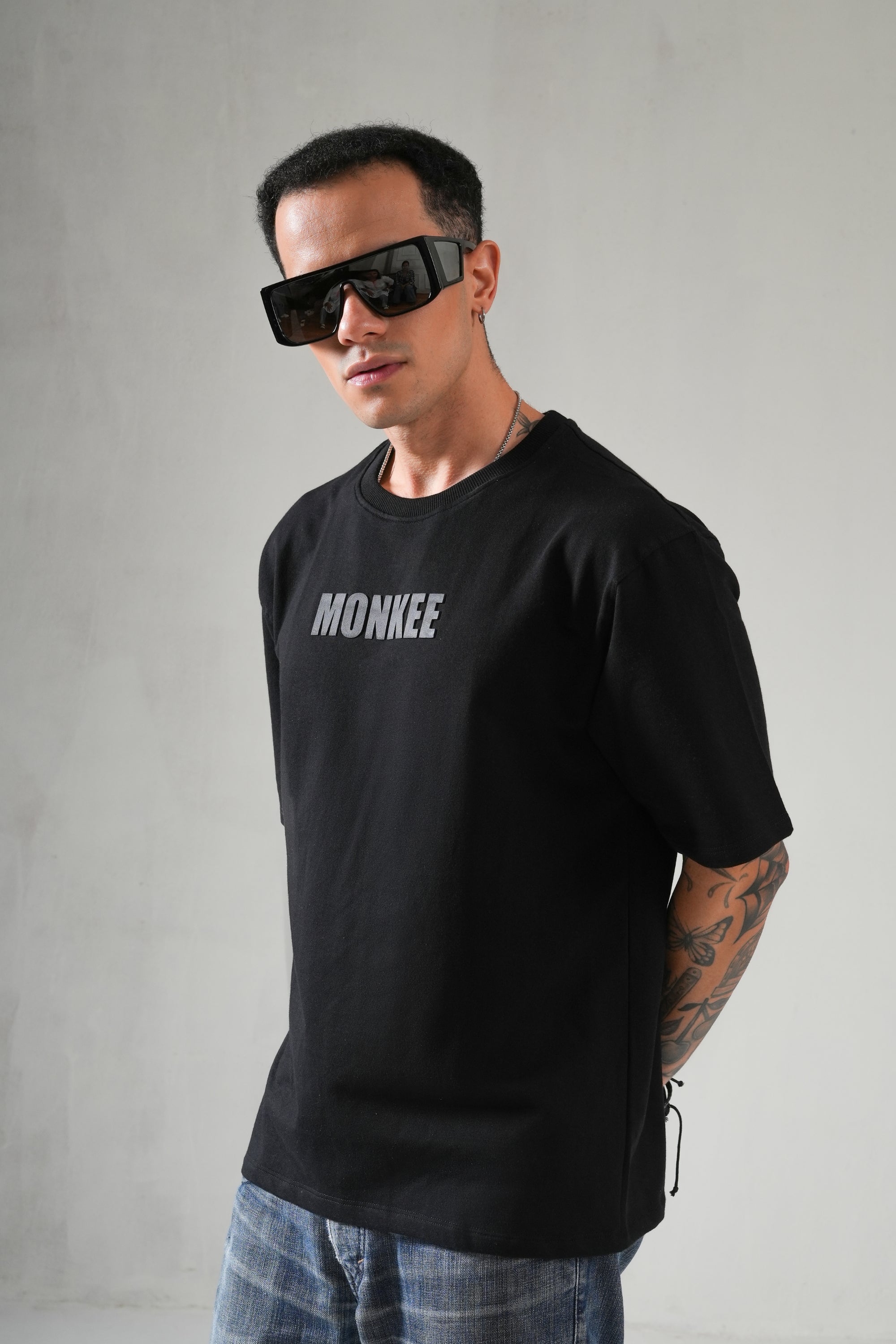 MONKEE ESSENTIALS PLAIN OVERSIZED BLACK T-SHIRT - HEAVY FRENCH TERRY COTTON (BLACK)