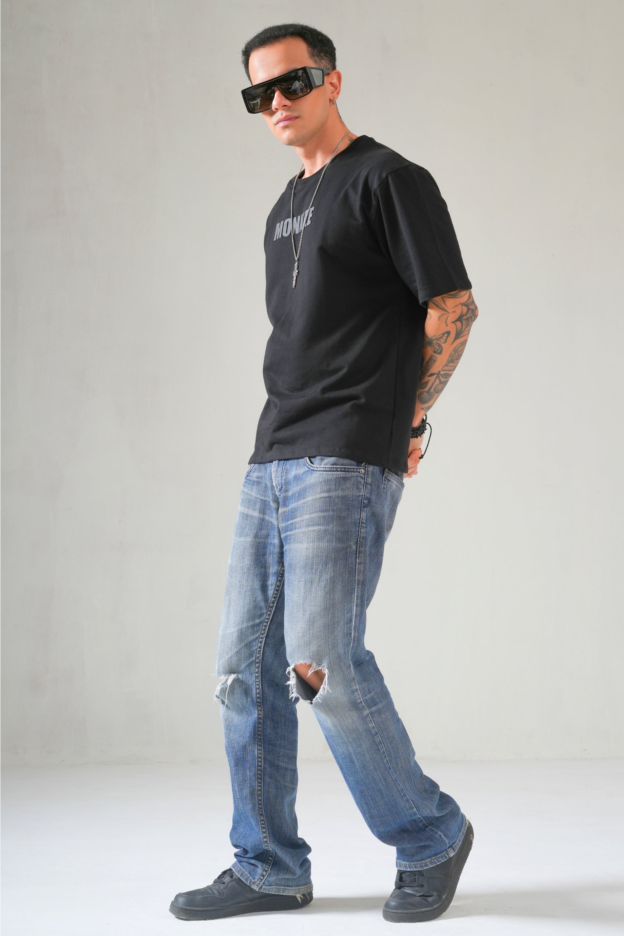 MONKEE ESSENTIALS PLAIN OVERSIZED BLACK T-SHIRT - HEAVY FRENCH TERRY COTTON (BLACK)