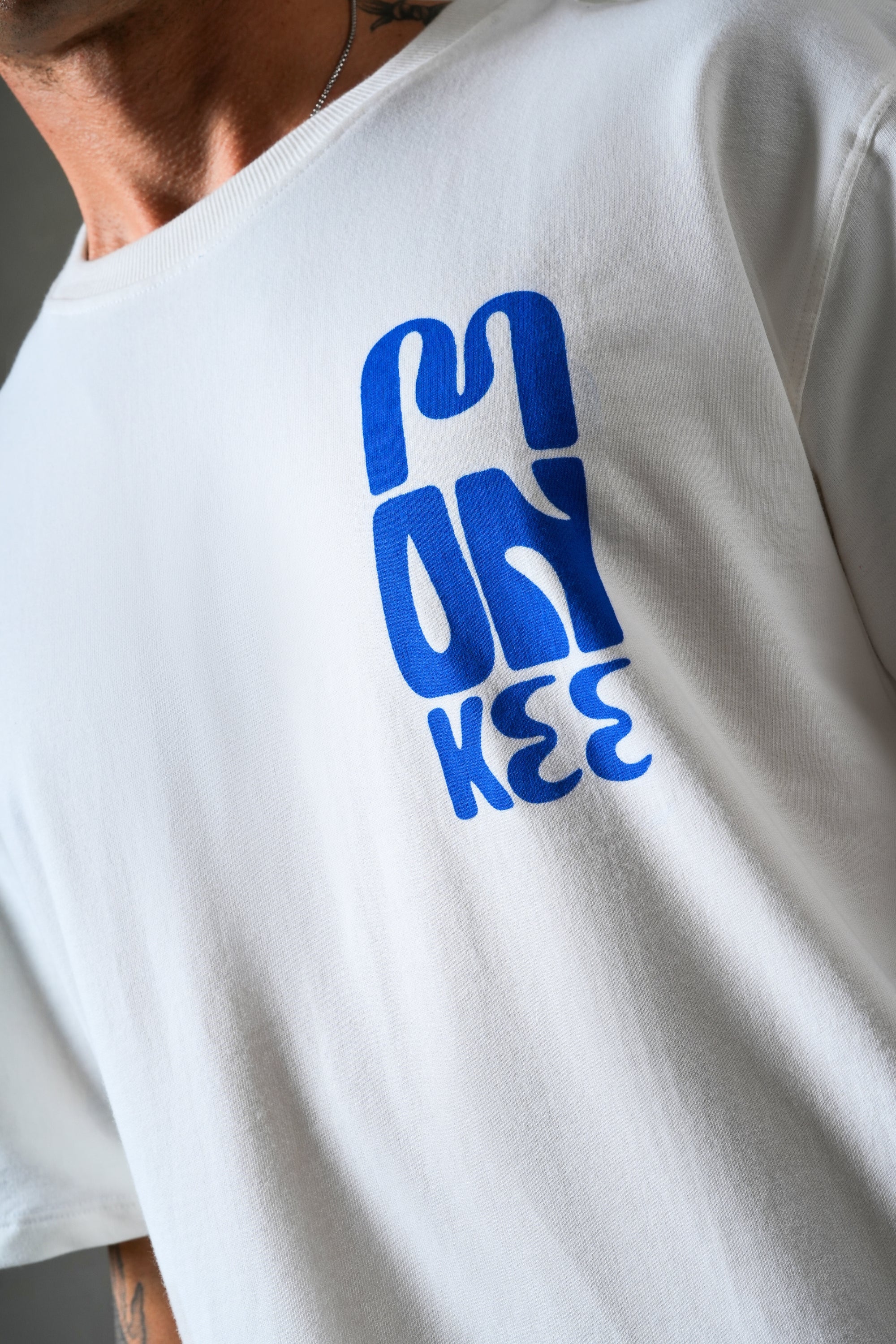 MONKEE “Catch The Wave” Oversized White T-Shirt – 240 GSM French Terry, Puff Print Surf Graphic, Unisex